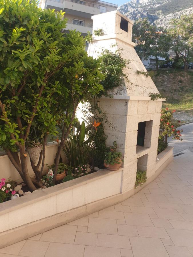 מאקרסקה Villa Vujcic מראה חיצוני תמונה