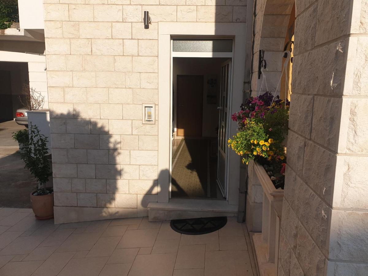 מאקרסקה Villa Vujcic מראה חיצוני תמונה